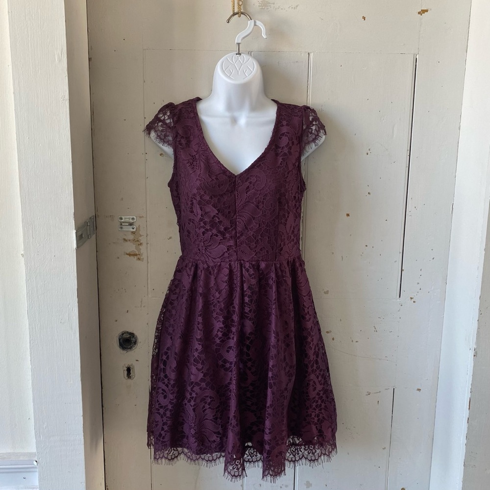 Xhilaration V-Neck Eyelash Lace Dress